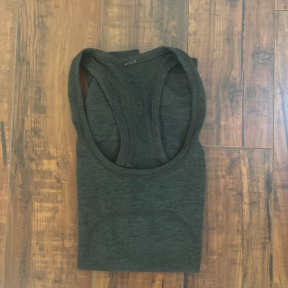 LULULEMON Swiftly Tech RacerBack - Picture 4 of 8